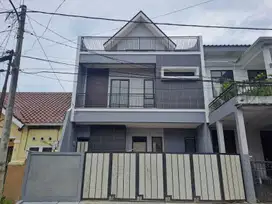 Jual Rumah Bagus 2Lt SHM LB230m di Villa Melati Mas Serpong KD25053003