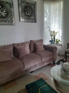 Rumah impian di Citra Grand Nyaman, modern, dan strategis.