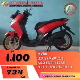 PROMO CASH KREDIT YAMAHA LEXI 125 TAHUN 2019 MERAH BERGARANSI