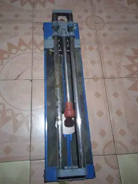 Di jual pemotong kramik