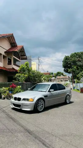 DIJUAL BMW E46 325i MANUAL