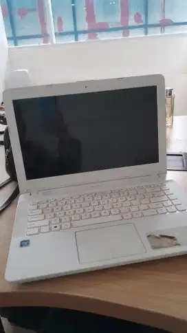 DIJUAL ASUS VIVOBOOK MAX X441M