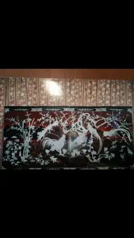 Guci & pajangan dinding