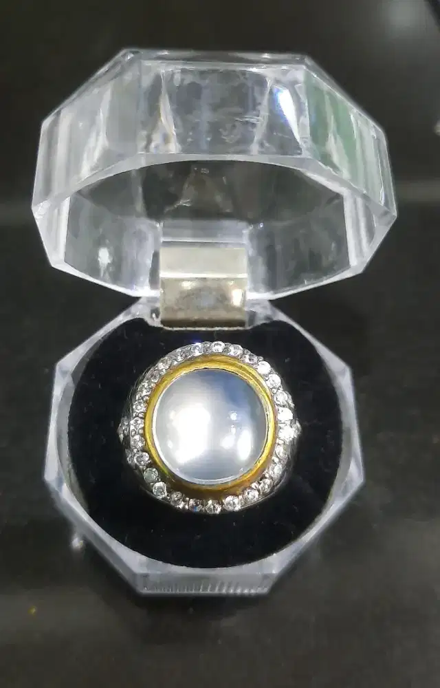 Moonstone ceylon