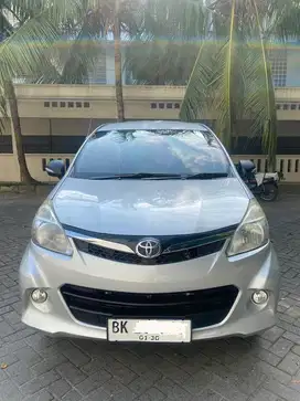 Toyota Avanza Veloz 1.5 CC Metic Airbag