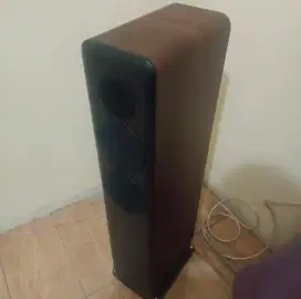 Speaker floor standing Wharfedale D330 limited