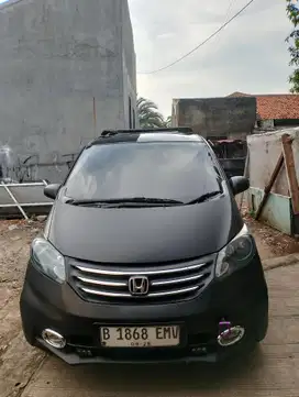 Honda Freed 2009 Bensin