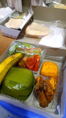MENERIMA PESANAN NASI BOX NASI KOTAK RICE BOWL KUALITAS TERBAIK !