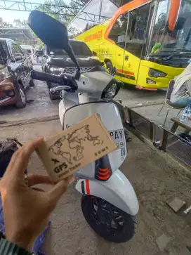 GPS Tracker Canggih – Kendali Penuh di Genggaman