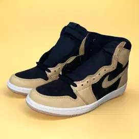 Jordan Retro High OG Heirloom Vachetta Tan size 10