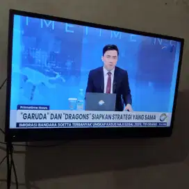 SMART TV SHARP 32 INCH ISTIMEWA KOMPLIT DUS
