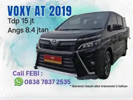 [TDP 15 JT] 2019 Toyota Voxy 2.0 AT Terawat