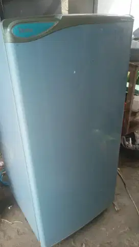 Kulkas 1 pintu panasonic tanto