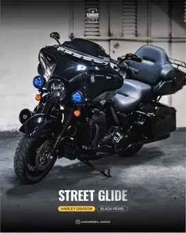 HD Ultra limited 2011 black  full acc dan mulus bs TT