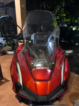 Honda ADV 160 CBS Merah Meriah