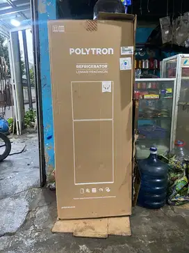 Di jual kulkas Polytron 2 pintu
