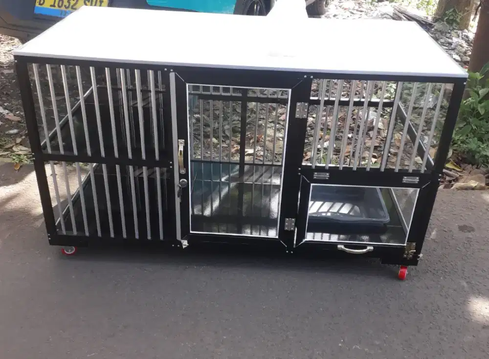 Kandang kucing alumunium