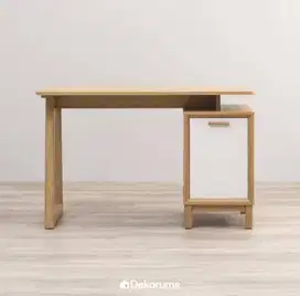 MEJA KERJA MERK DEKORUMA