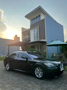 BMW 523i 2006 Bensin