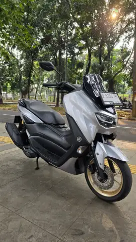 CASH KREDIT DP MINIM 800 K NEW YAMAHA N MAX KEYLESS THN 2022 PAJAK ON
