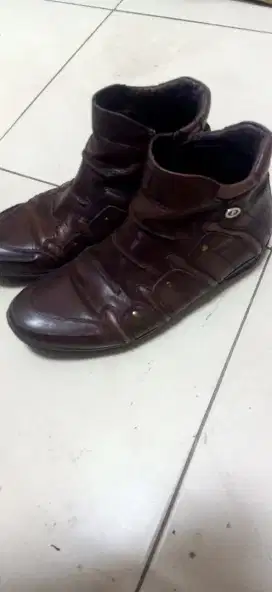 Sepatu kulit pierre cardin 41