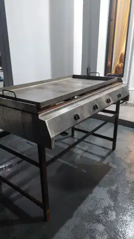 Jual kompor grill kondisi berfungsi dengan baik
