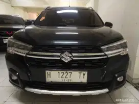 Suzuki XL7 zeta .a/t 2022 hitam km 65 rban