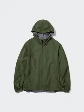 Jaket Parka Reversibel (Water-Repellent) warna Hijau Army dan Silver