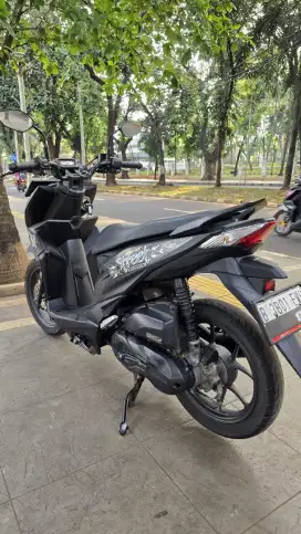 CASH KREDIT DP MINIM 1.200 HONDA BEAT STREET ESP CBS THN 2022 PAJAK ON