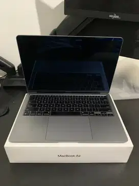 Macbook Air M1 8/256GB ex iBox