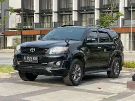 Toyota Fortuner 2.7 G TRD AT 2015