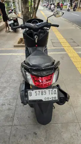 CASH KREDIT DP MINIM 1JTA YAMAHA N MAX OLD THN 2019 PAJAK IDUP