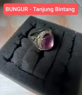Cincin borongan kualitas bekas tampak baru