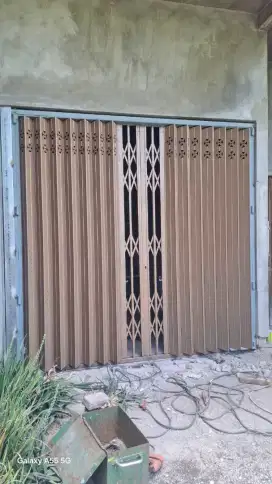 Pintu harmonika