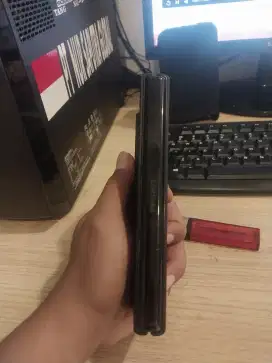Samsung z fold 3 512 minus / sentuhan normal
