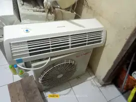 Di jual AC Sharp 1pk dan LG inverter 1/2pk