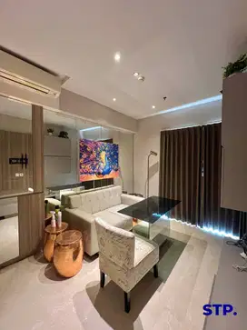 Lux - furnished, Apartemen One Icon tipe 1 bedroom Lantai 21