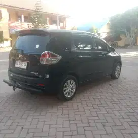 Dijual suzuki ertiga tahun 2013 manual