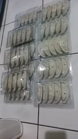 Cireng ayam pedas ayam ori,keju,ati ampela pedas 2000