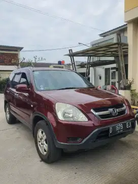 CRV Matic 2003
Warna merah jarang ada