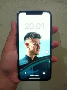 IPHONE 11 LIKENEW