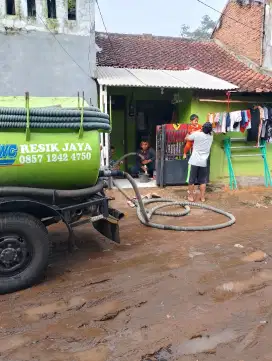 Sedot wc penuh mampet