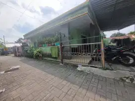 DIJUAL KOST MURAH AKTIF FULL PENGHUNI AREA WIROBRAJAN KODYA