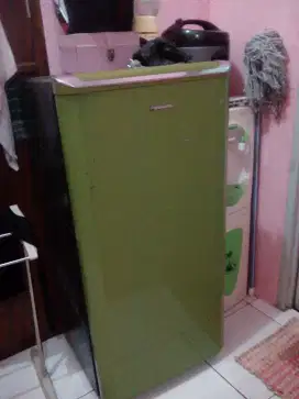 Panasonic 1 pintu ori belum pernah servis