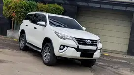 Toyota Fortuner 2.4 VRZ Diesel  AT Putih 2019 2020