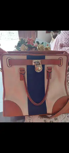 Tas Michael Kors Hamilton