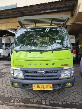 Hino Dutro 110SDL Long Engkel 4roda Bak Besi 3 Way 2021 pmk 2022