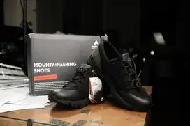 Super NEW Eiger X-Urban Raptor size 45 Sol Vibram (Kado salah ukuran)