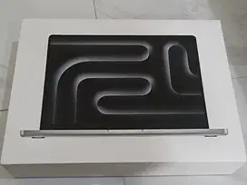 Macbook Pro M3 14Inch 512GB - Silver BNIB