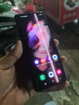 Samsung Z Fold 3 SEIN minus Lcd